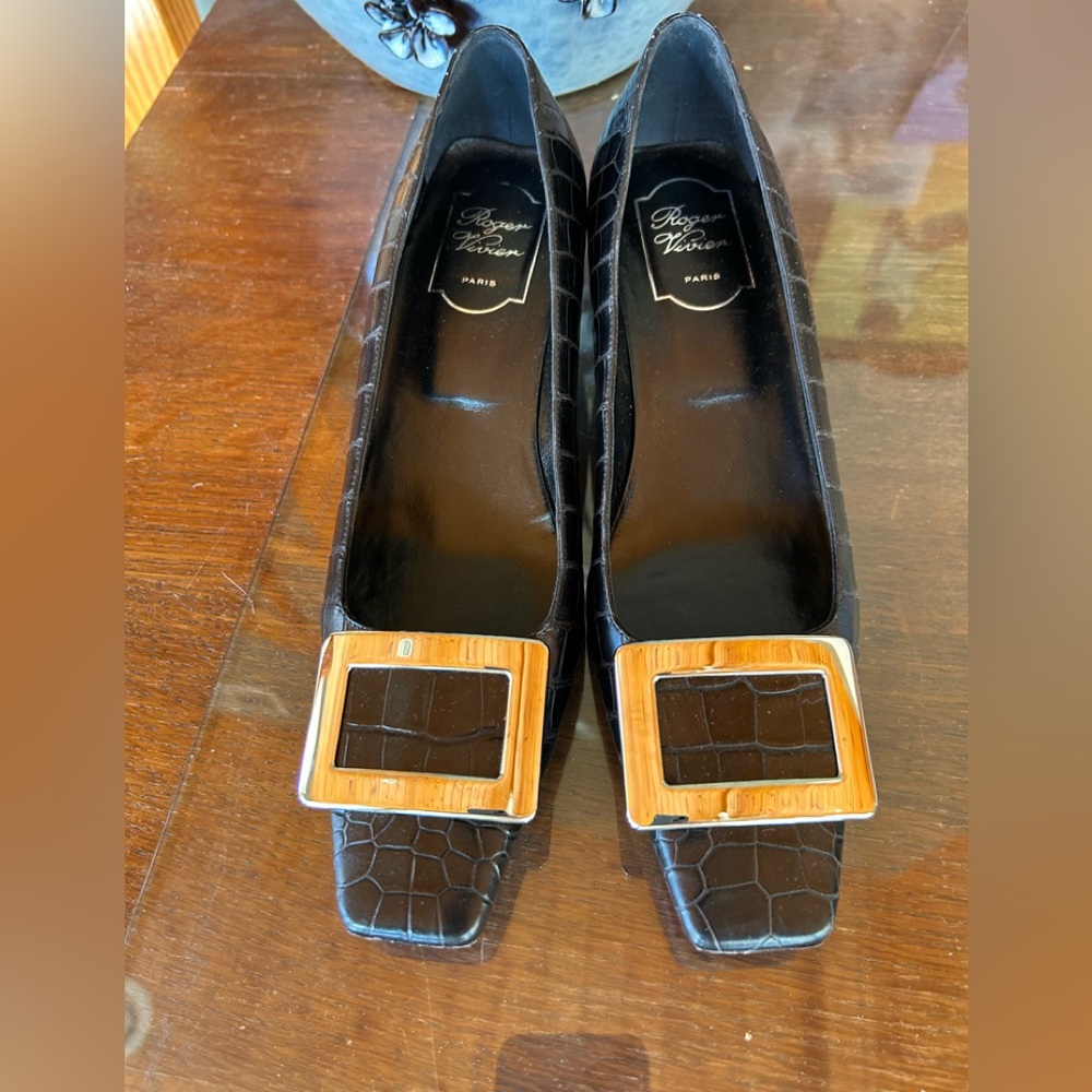 Rare Roger Vivier Alligator Pumps T45 EU 39.5